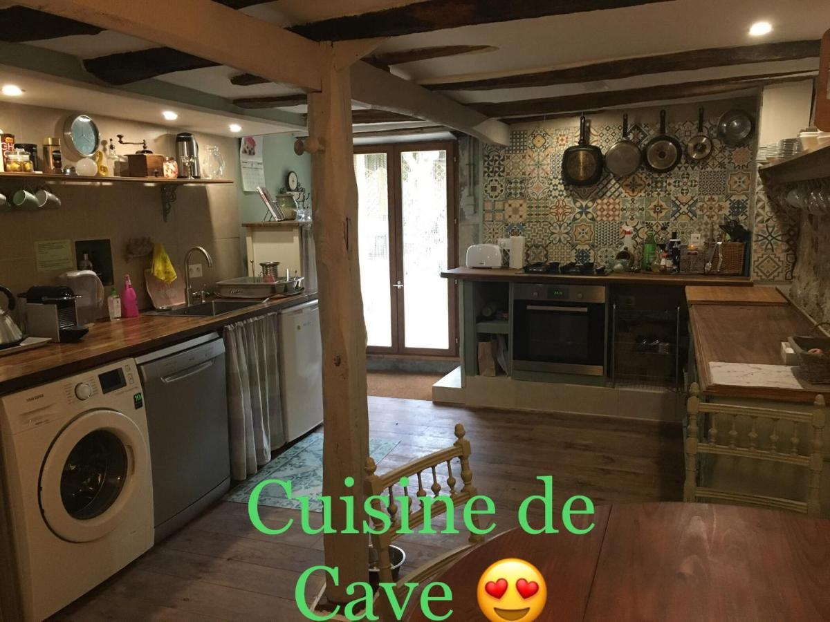 Maison La Roche Chambre D'Hotes Le Vigeant Ngoại thất bức ảnh