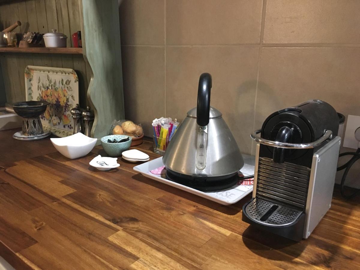 Maison La Roche Chambre D'Hotes Le Vigeant Ngoại thất bức ảnh
