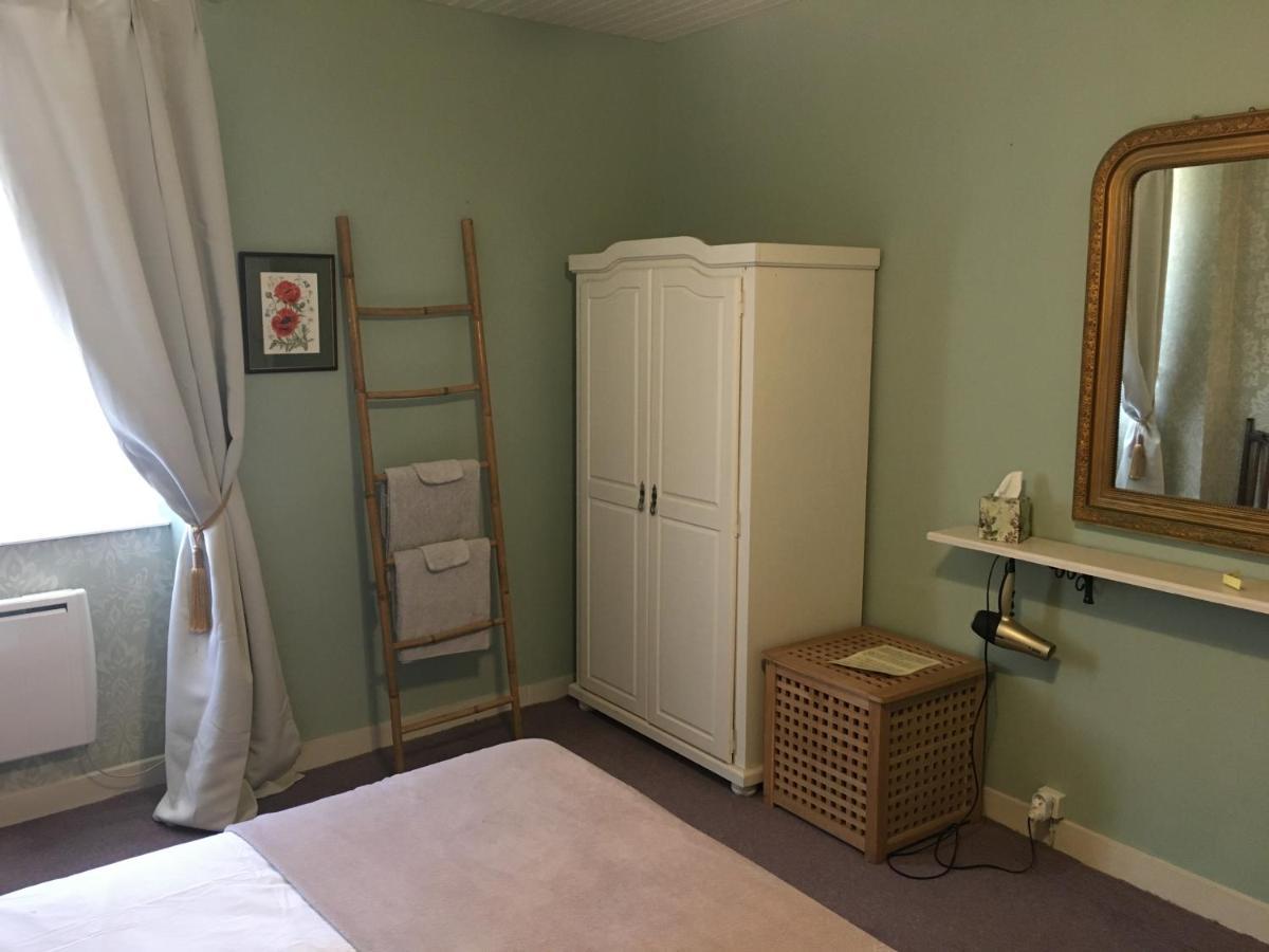 Maison La Roche Chambre D'Hotes Le Vigeant Ngoại thất bức ảnh